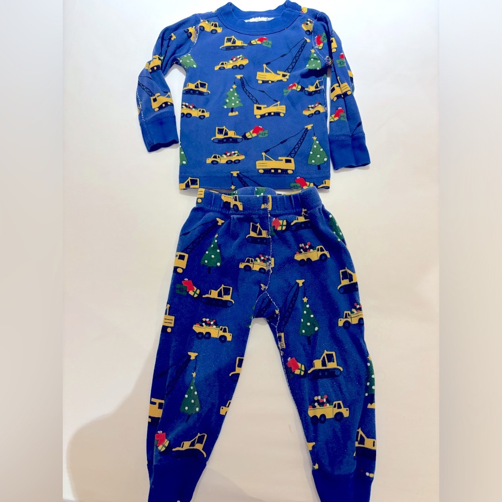 Hanna Andersson construction Christmas pajamas 2T - Picture 1 of 3